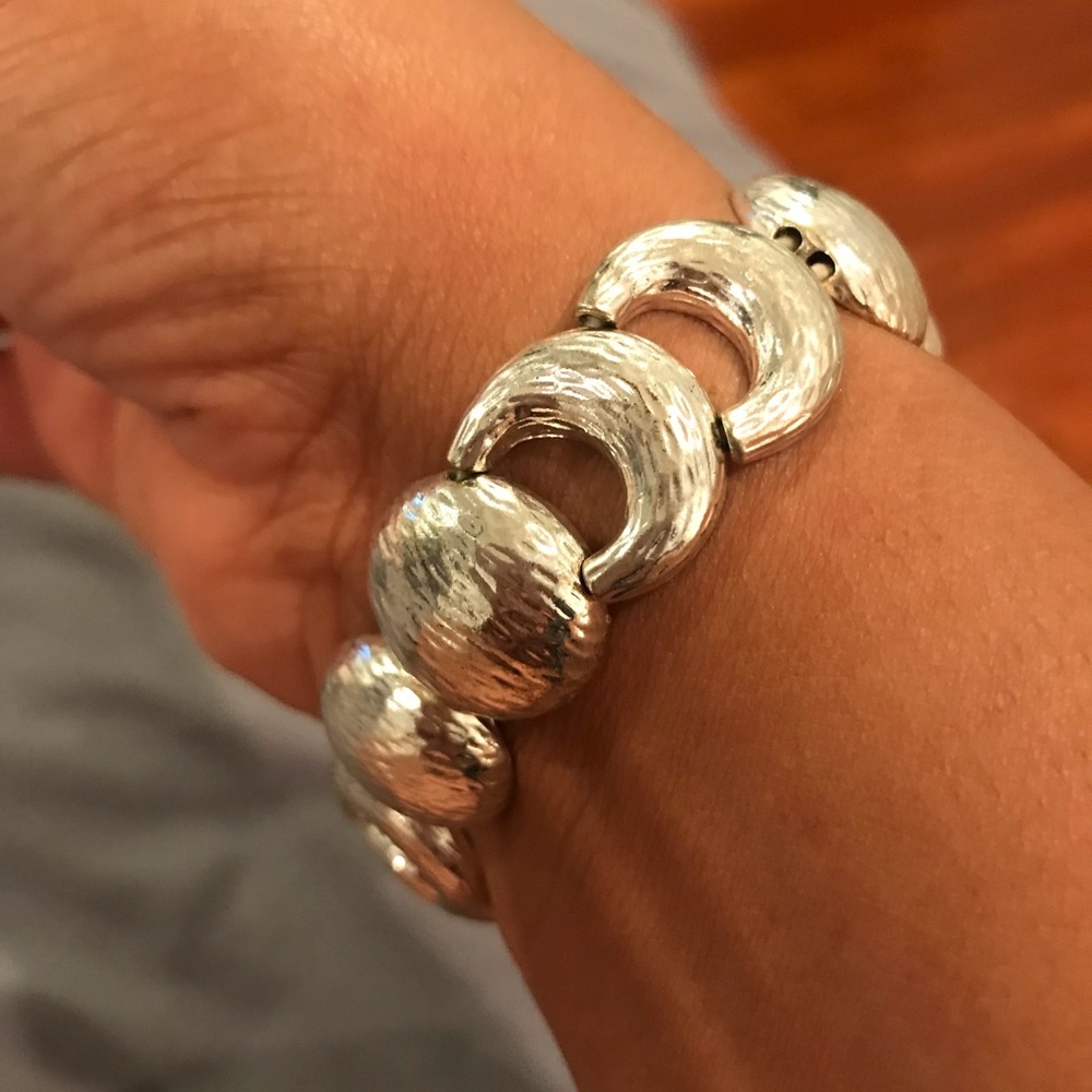 Silver-Plated Stretchy Bracelet